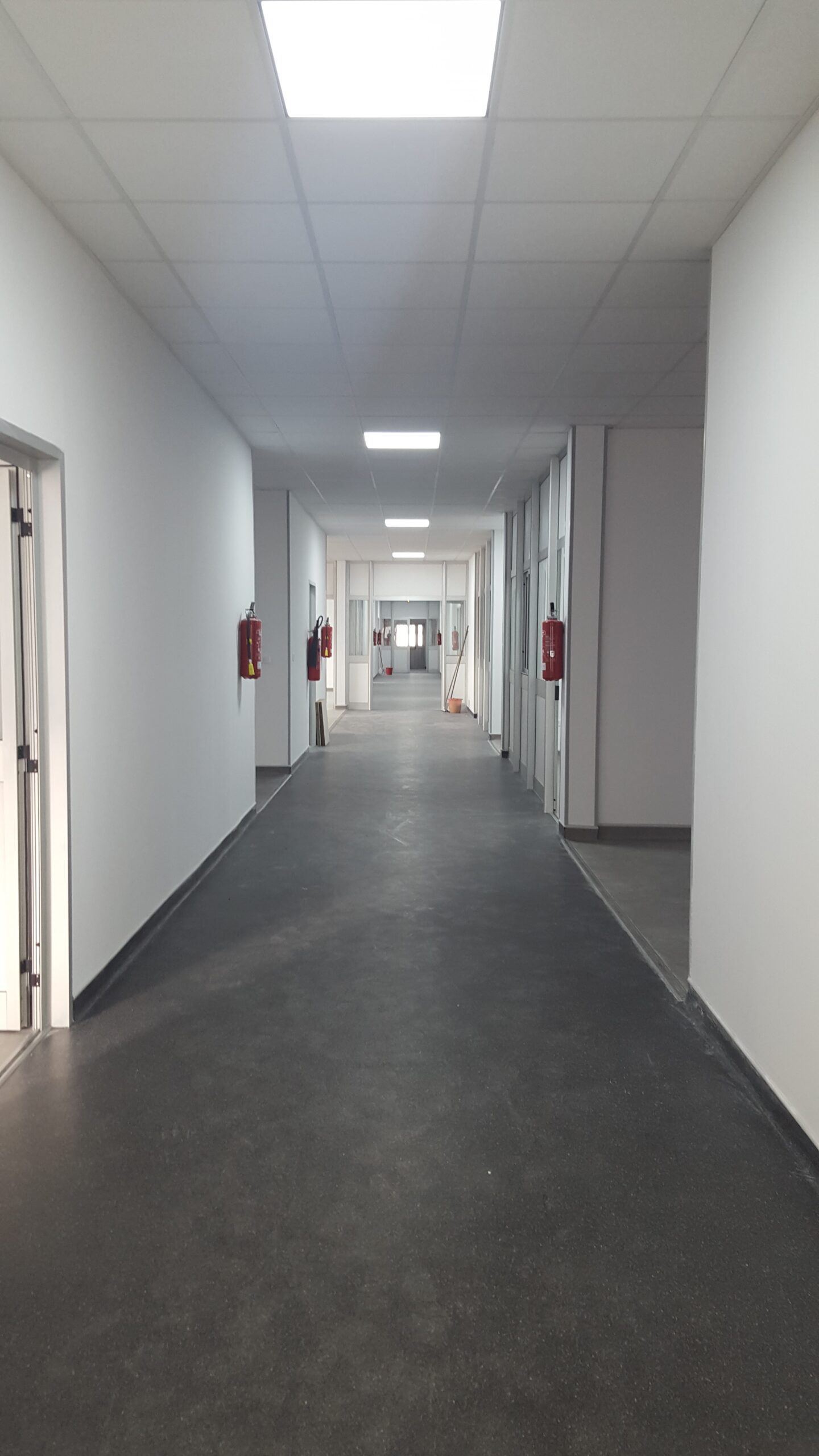 administration fini en structures légéres